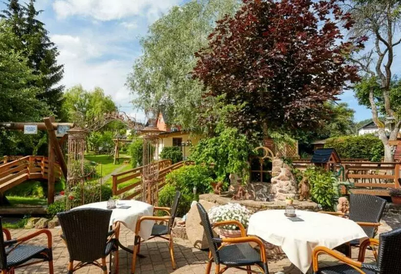 Hotelli Am Eifelsteig