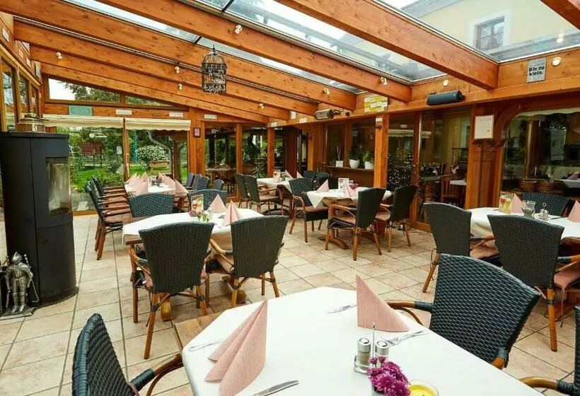 Hotelli Am Eifelsteig