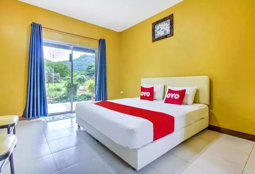 Hotelli Oyo 75347 The First Camp Resort At Khaoyai