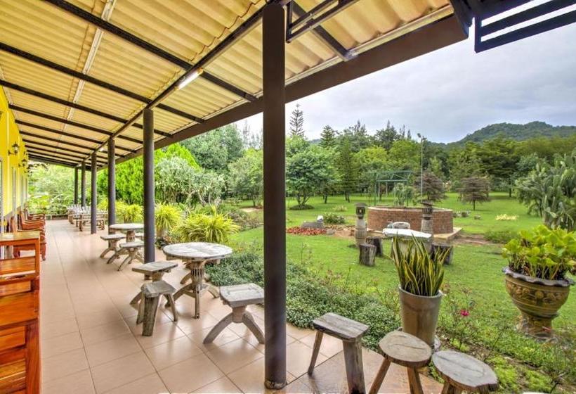 酒店 Oyo 75347 The First Camp Resort At Khaoyai