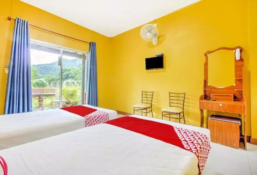 Hotelli Oyo 75347 The First Camp Resort At Khaoyai