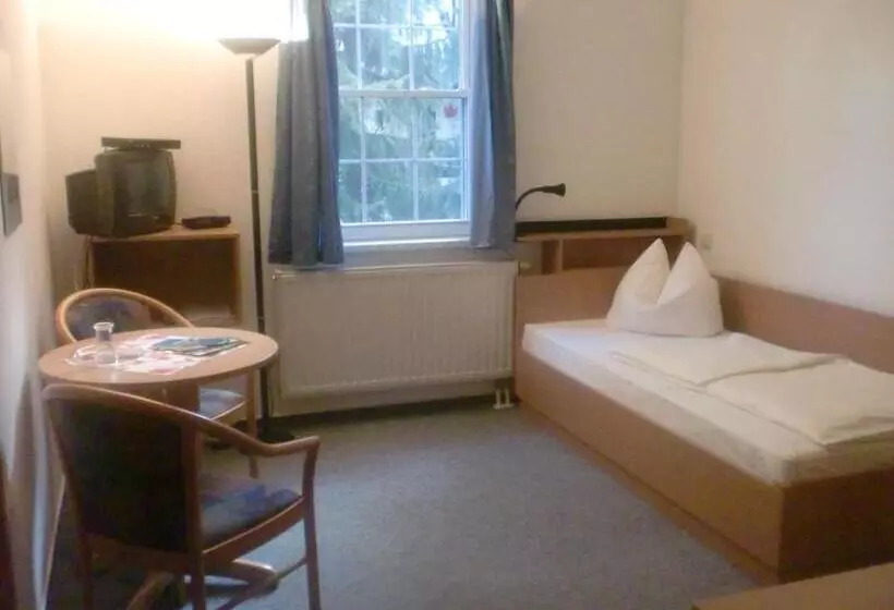 ホテル & Restaurant Zum Firstenstein