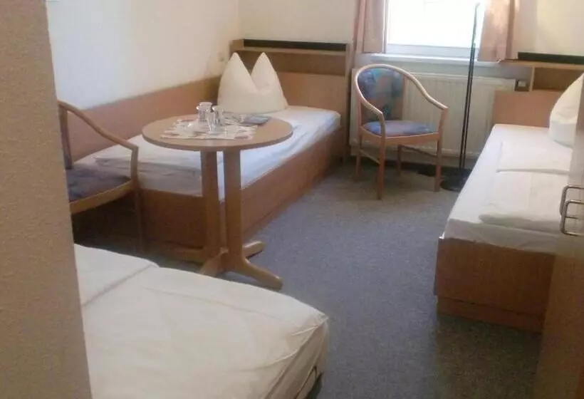 ホテル & Restaurant Zum Firstenstein