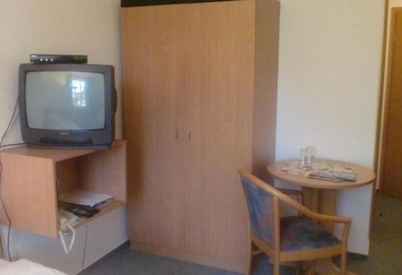 Отель & Restaurant Zum Firstenstein