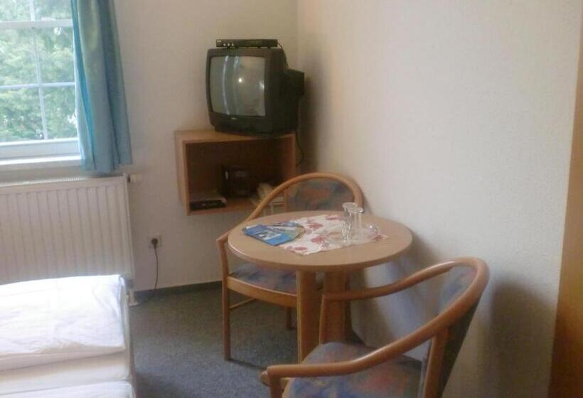 Отель & Restaurant Zum Firstenstein