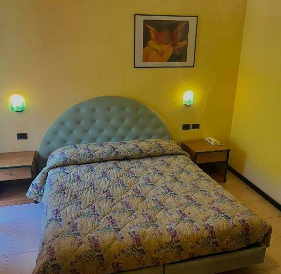 בית מלון כפרי Ristorante Montenerone