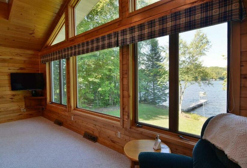 בית מלון כפרי Sandy Shores Condo