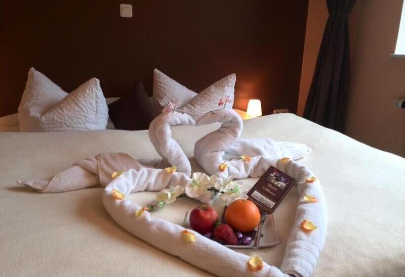 Landhotel Berggaststätte Bickenriede