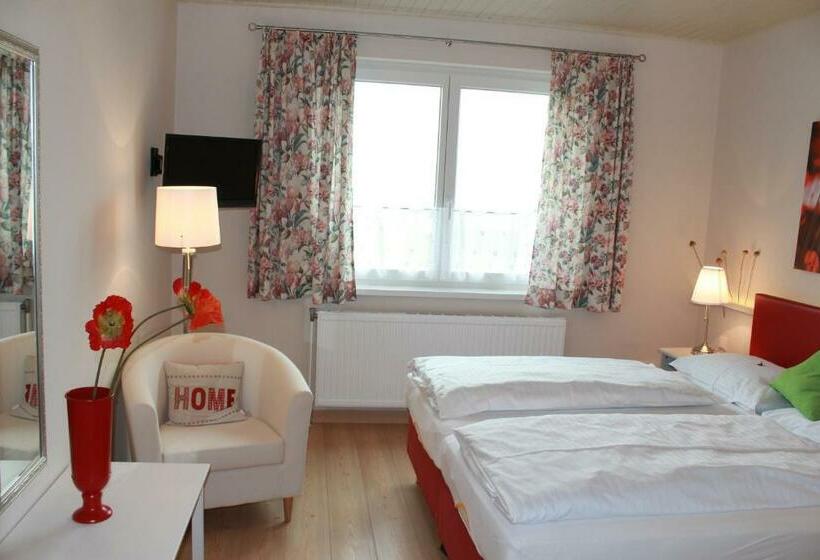 Mohnhotel Bergwirt Schrammel