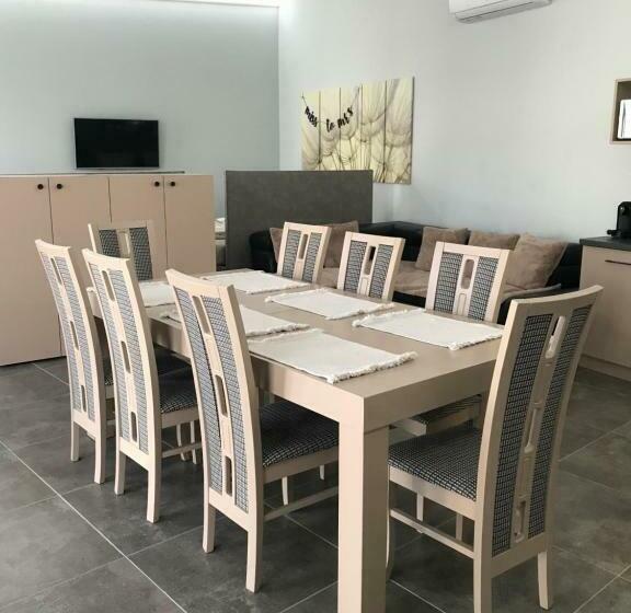 ペンション Bocskai Domb Vendégház