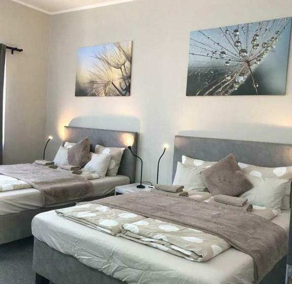 بنسيون Bocskai Domb Vendégház