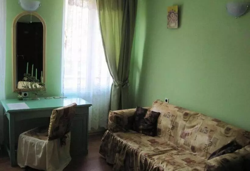 ペンション Hadjibulevata Guest House