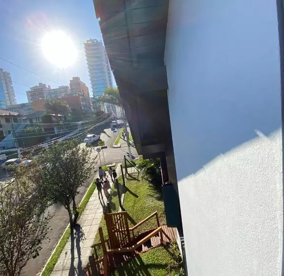 Majatalo Pousada Morada Da Prainha