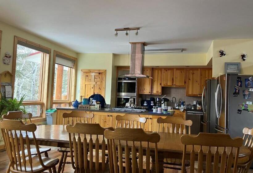 York Creek Bed & Breakfast