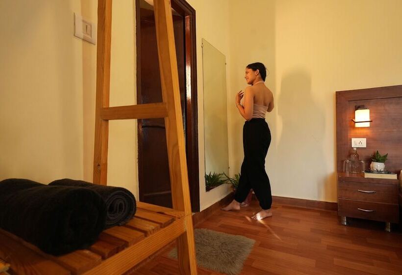 هاستل Shalom Backpackers Rishikesh