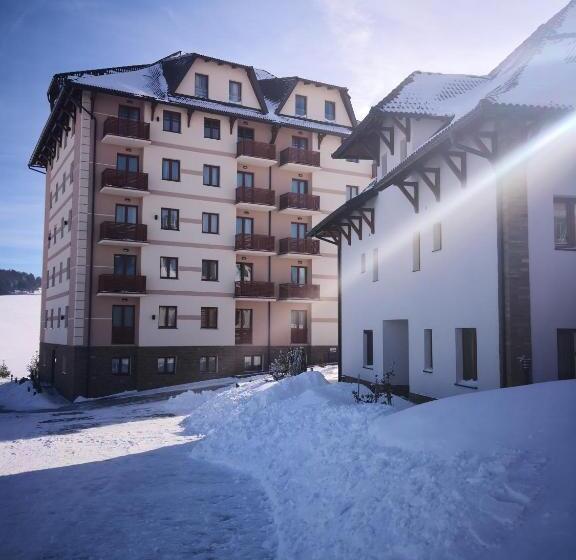 تختخواب و صبحانه Sunset Zlatibor Hills