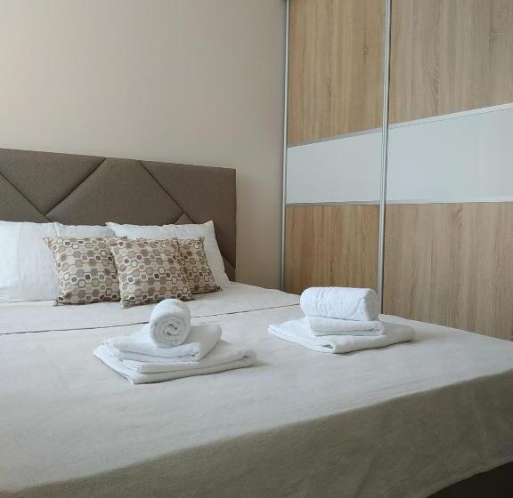 تختخواب و صبحانه Sunset Zlatibor Hills