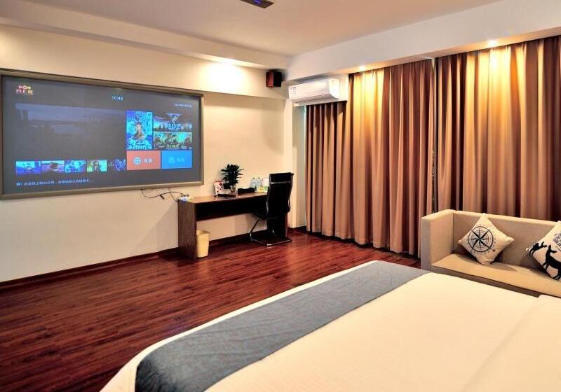 Hotel Greentree Inn Dongfang City Dongfang Avenue High Speed Railway Station Express