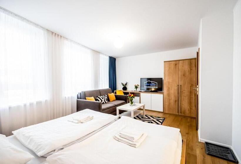 فندق Squash Dependance