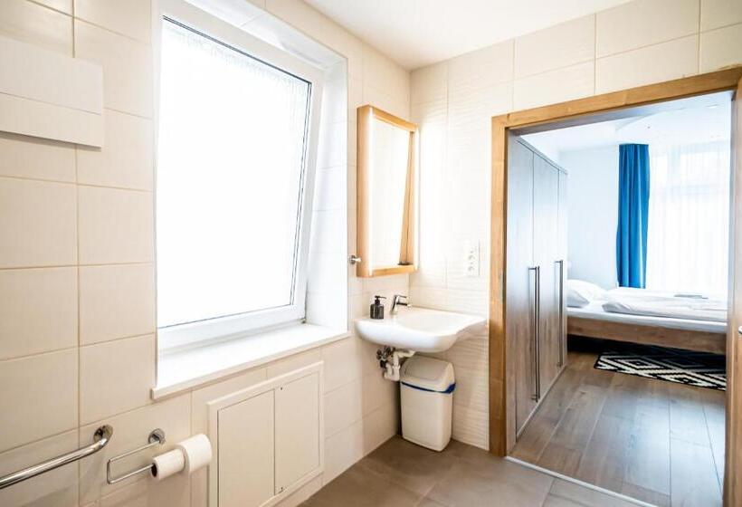 فندق Squash Dependance