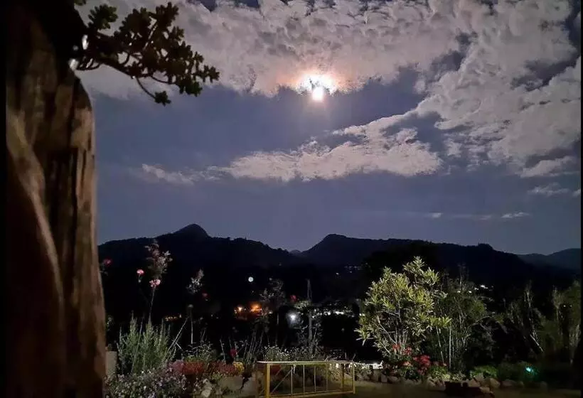 ペンション Alojamiento Rural Jardín Consentido