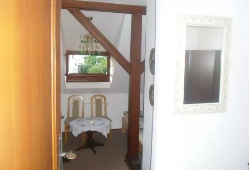 ペンション Penzion Podhradí