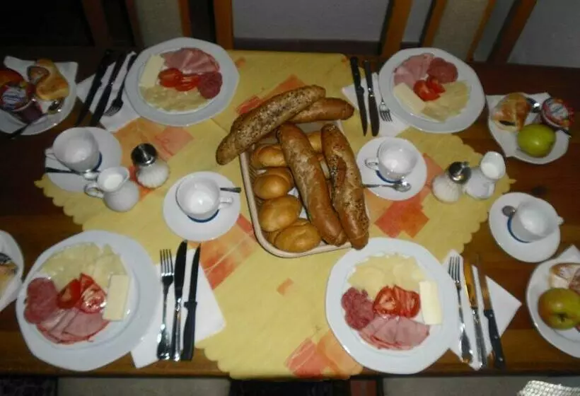 ペンション Penzion Podhradí