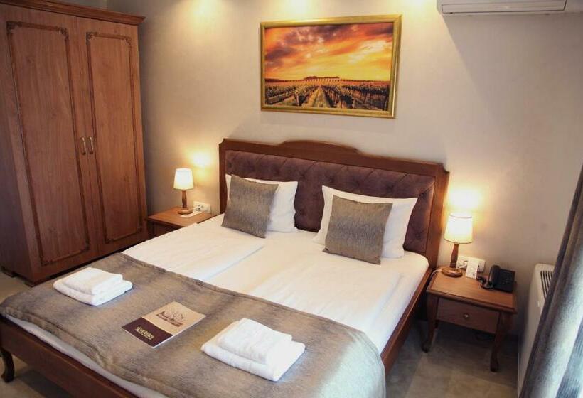 پانسیون Provence Rooms