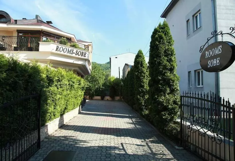 پانسیون Provence Rooms