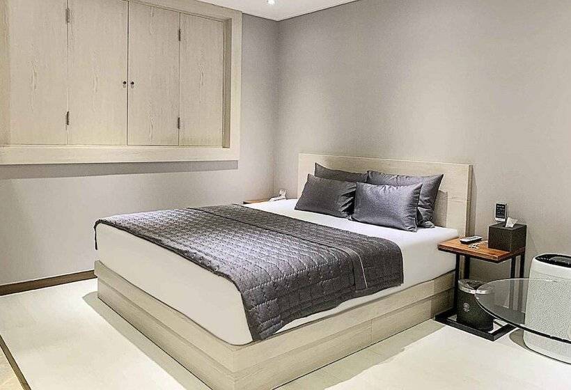 Brown Dot Hotel Buan Byeonsan