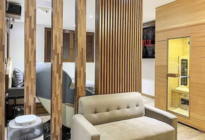 Brown Dot Hotel Buan Byeonsan