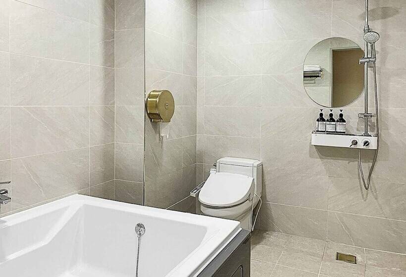 Brown Dot Hotel Buan Byeonsan