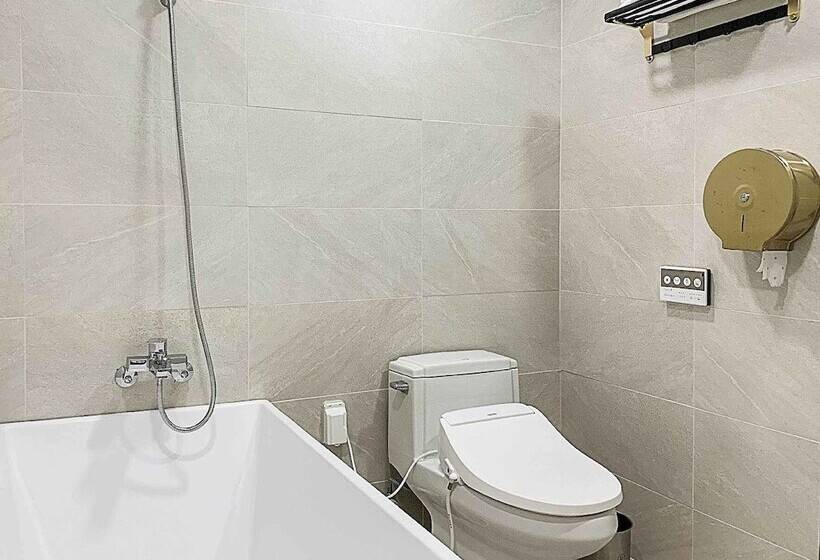 Brown Dot Hotel Buan Byeonsan