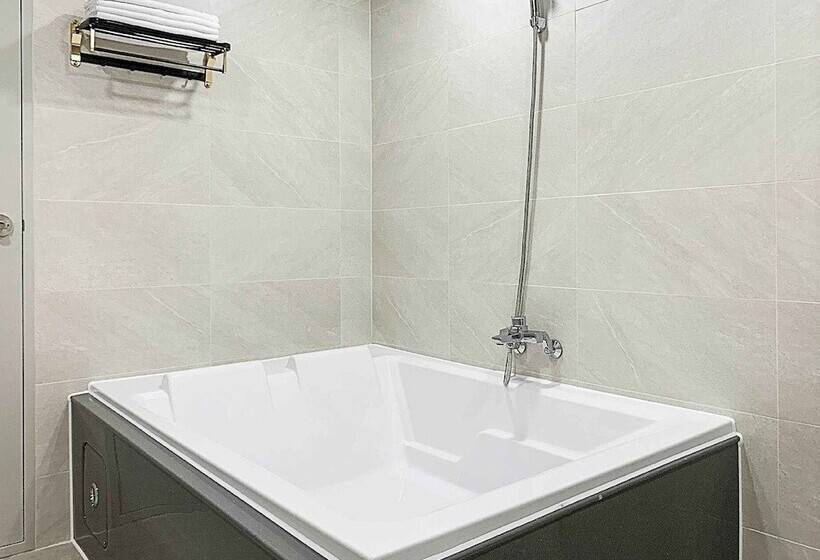 Brown Dot Hotel Buan Byeonsan