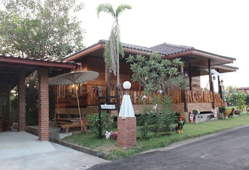 בית מלון כפרי Phupha Inn Resort