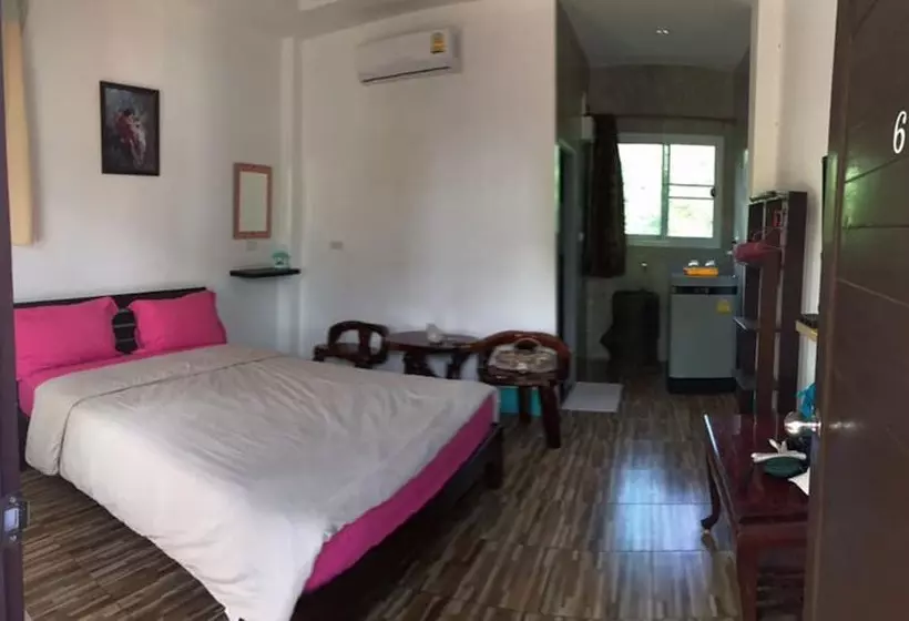 Hotelli Punruk Resort