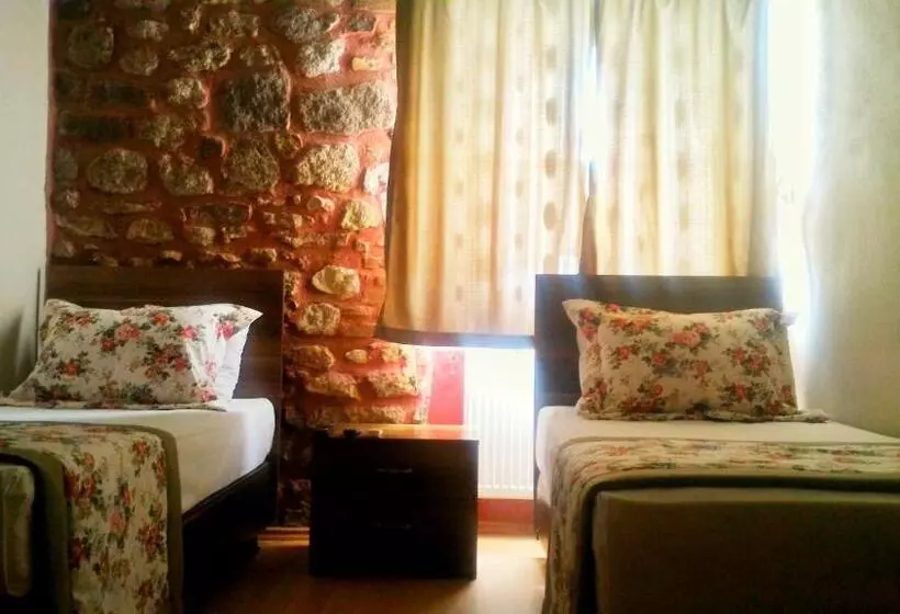 Hotelli Odunluk Tas Konak