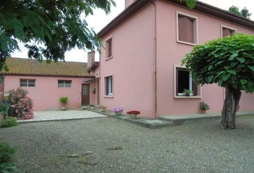 Aamiaismajoitus (B&B) Chez Aline