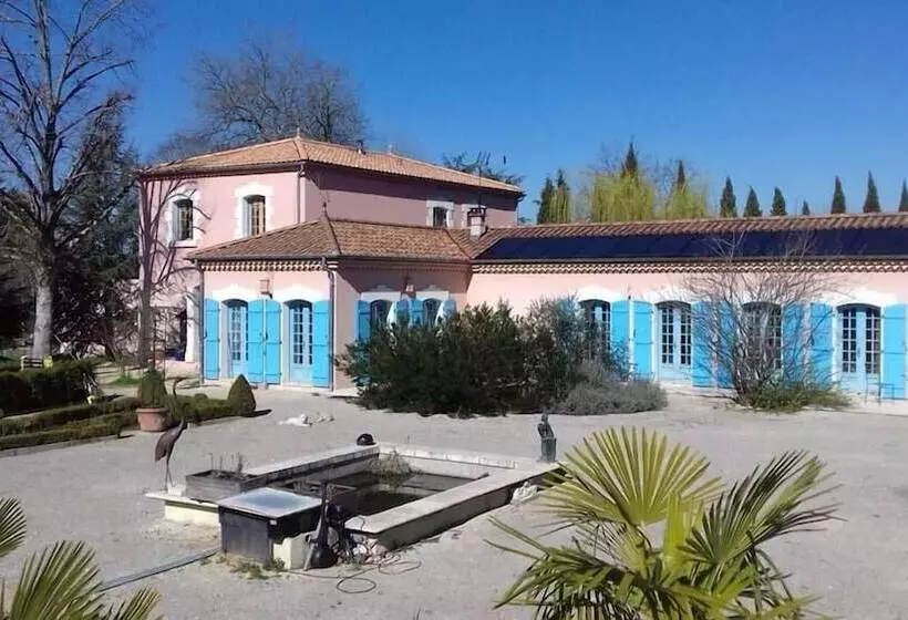 ベッドアンドブレックファースト La Table De Pierre