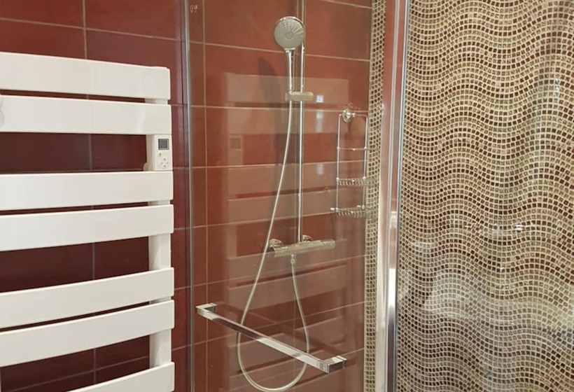 צימר La Table De Pierre