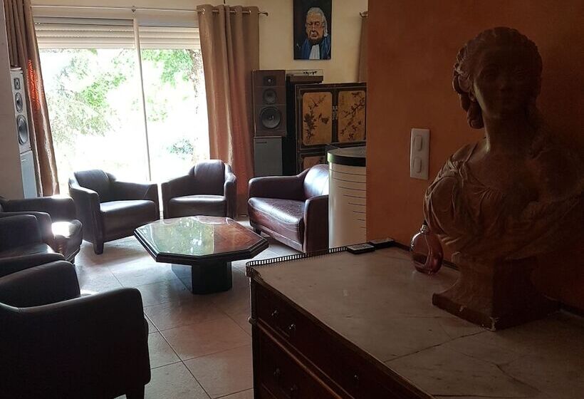 צימר La Table De Pierre