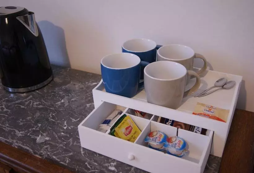 ベッドアンドブレックファースト Le Petit Molière