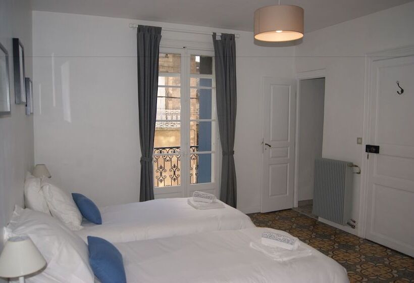 مبيت وإفطار Le Petit Molière