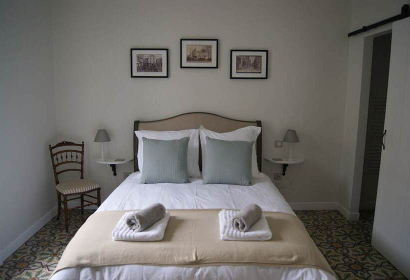 مبيت وإفطار Le Petit Molière