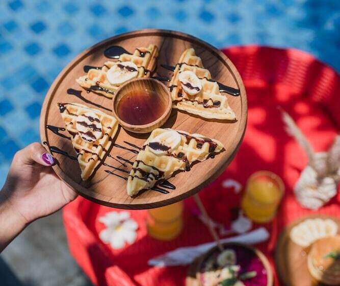 مبيت وإفطار The Angkal Resort