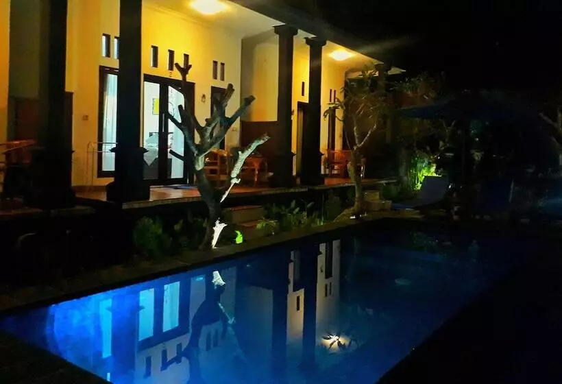 ベッドアンドブレックファースト Toro Cottage