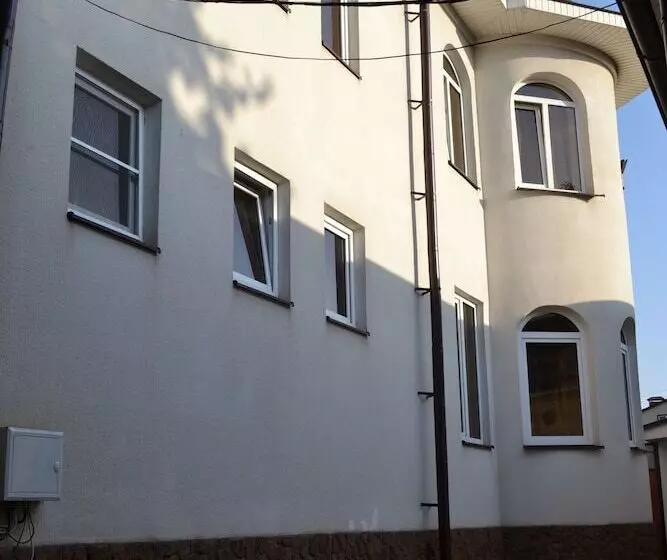 Hotelli Guest Complex Edelweiss