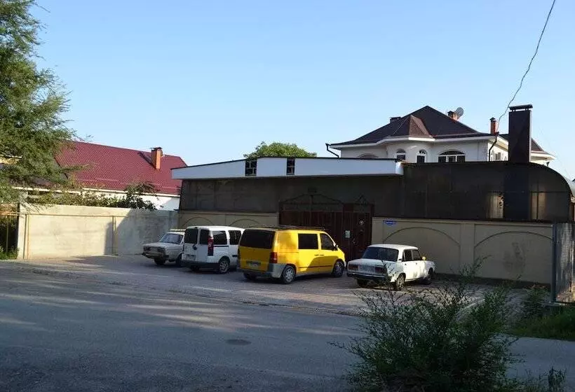 Hotelli Guest Complex Edelweiss