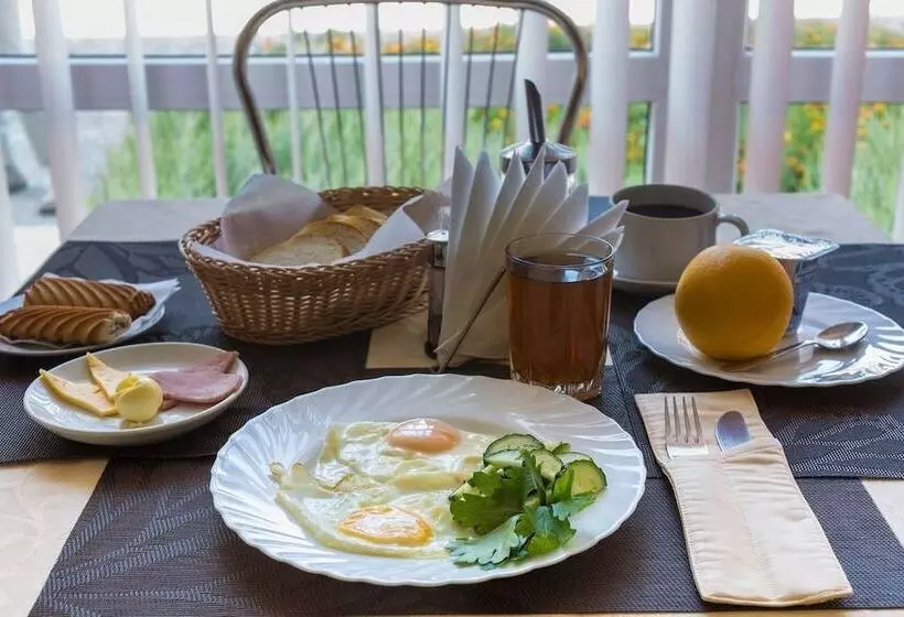 Hotelli Guest Complex Edelweiss