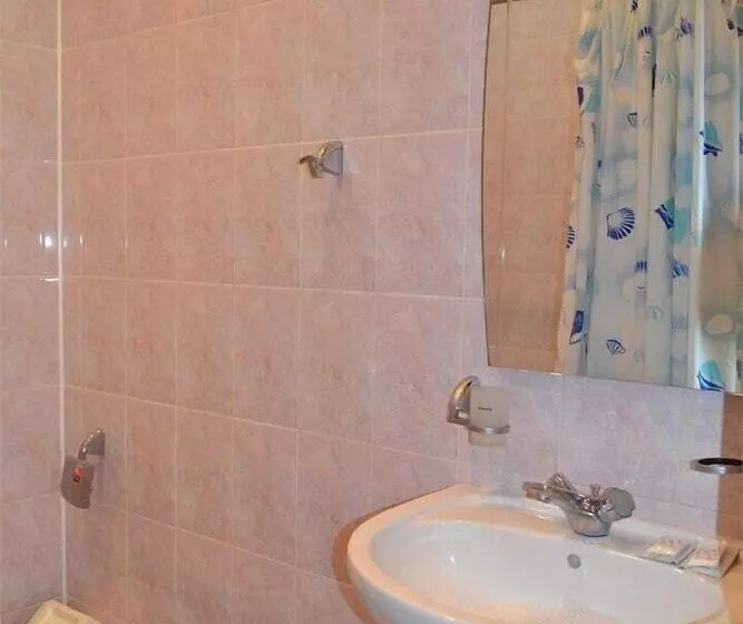 Hotelli Guest Complex Edelweiss